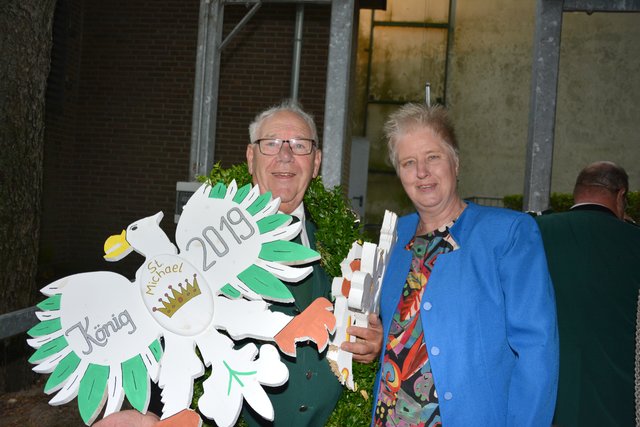 Winfried ten Brink regiert mit Helga Grunau die St. Michael Schützenbruderschaft.