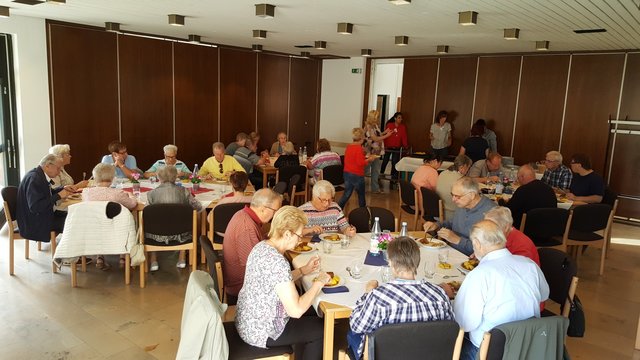 Der ökumenische Mittagstisch alle 14 Tage montags im Gemeindesaal der St. Josef Kirchengemeinde in Nette:
Ab dem 02. September2019 geht es wieder los.