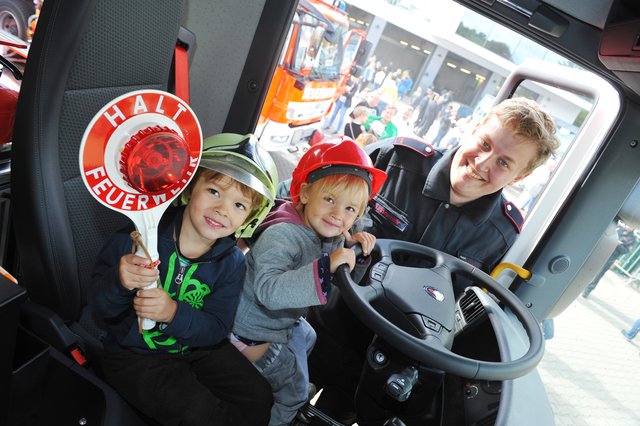 So beginnt Nachwuchsförderung: Am kommenden Samstag zeigt die Feuerwehr Hilden erneut, in welchen Bereichen sie überall tätig und wie abwechselungsreich die Arbeit bei der Feuerwehr ist.