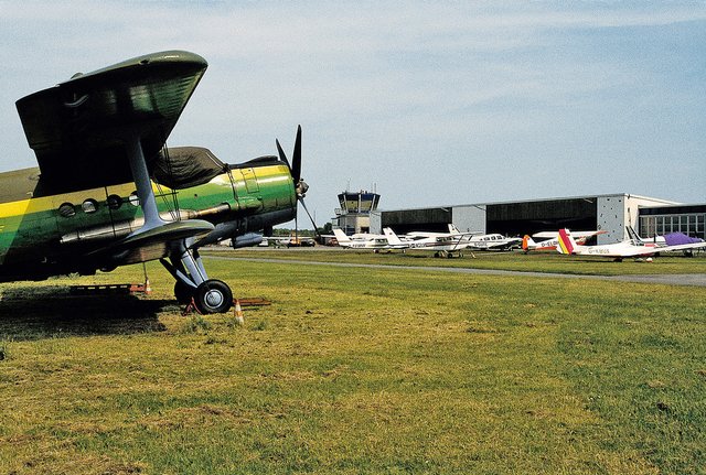 Auch beim Flugplatz Schwarze Heide wird sinnlos Sprit verfeuert und CO2 freigesetzt. zum Beispiel bei Rennveranstaltungen.