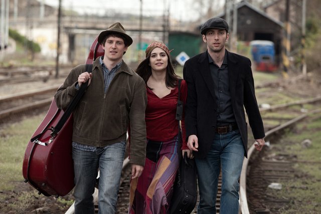 Das Trio Image ist im Rahmen des Beethovenjahres 2020 am Sonntag, 3. Mai, im Bürgerhaus Langenberg zu hören. Unter dem Motto "Roll over Beethoven" wird der Komponist durch klassische Musik sowie durch moderne elektronische Interpretationen in den Fokus gerückt. "Ein echtes Erlebnis für die ganze Familie!", so Anja Franzel, die die Patenschaft für das Format übernommen hat.