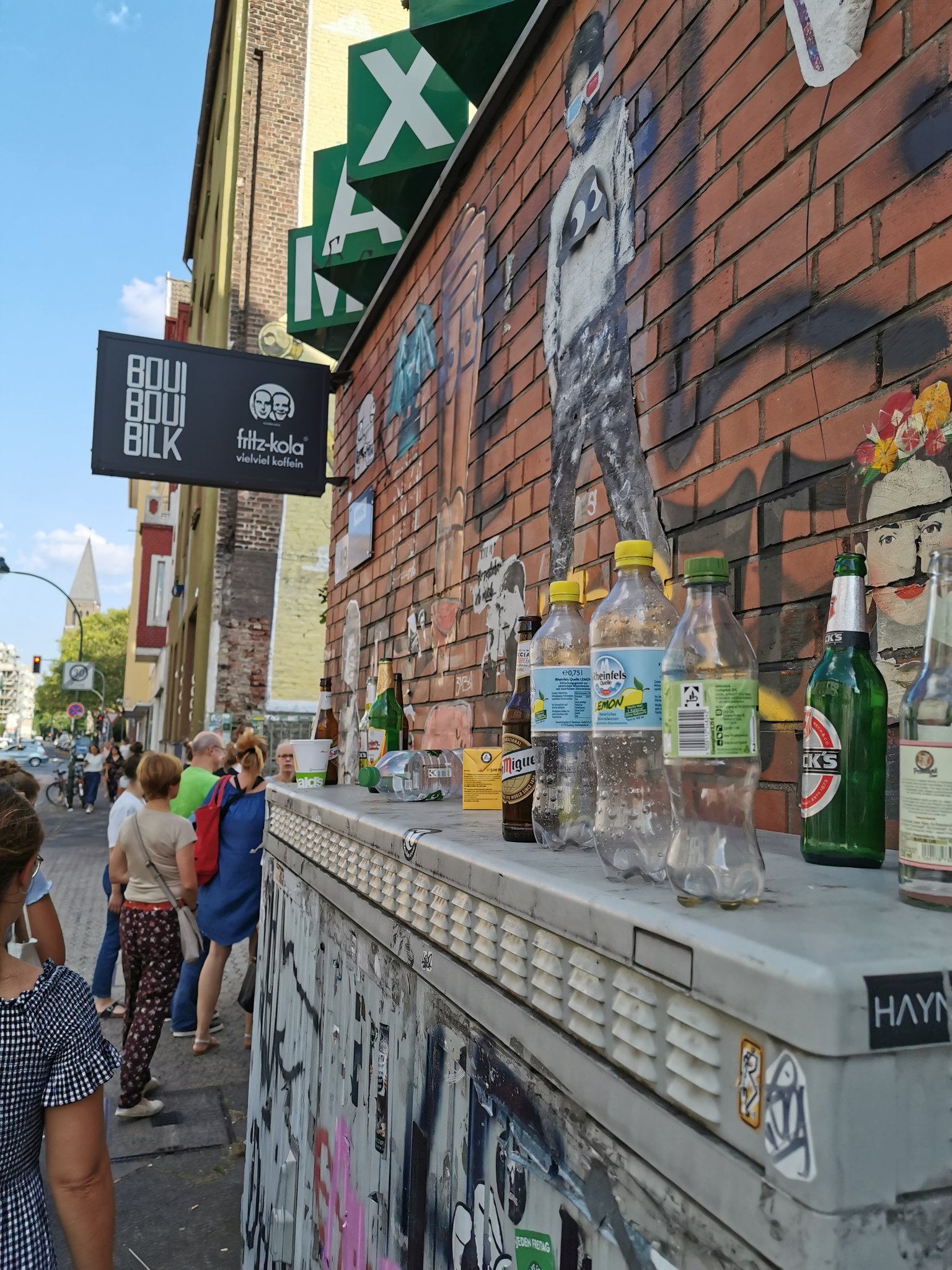 DAS ENDE NAHT LETZTER NACHTFLOHMARKT IM BOUI BOUI BILK D sseldorf