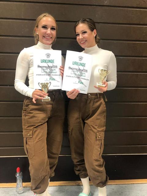 Sieger Hauptgruppe Duo: Lara Lojdl und Lilly Buchner.