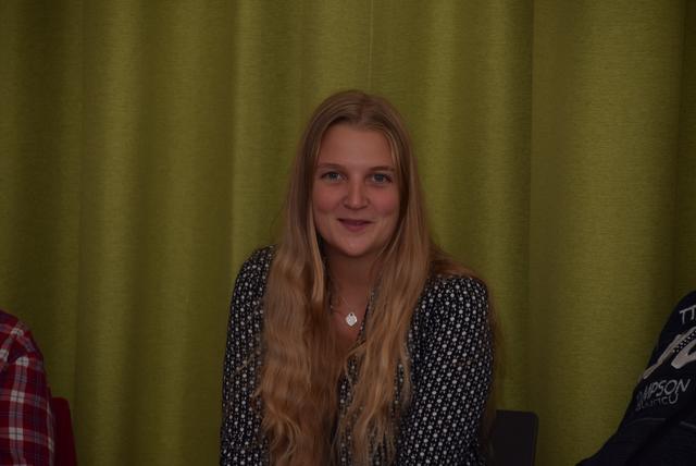 ZWAR-Leiterin und -Ansprechpartnerin ist Laura Döring.
