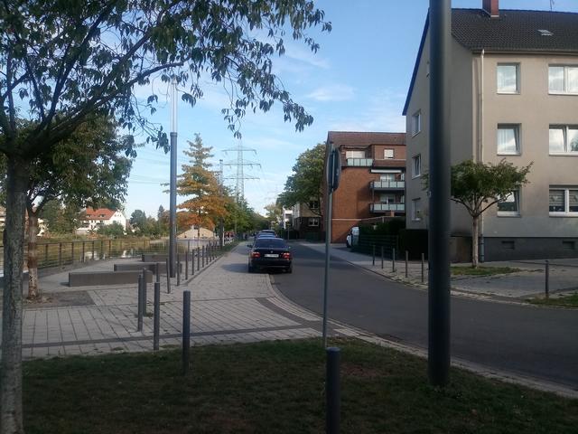 Uferpromenade am Niederfelsee in Altendorf