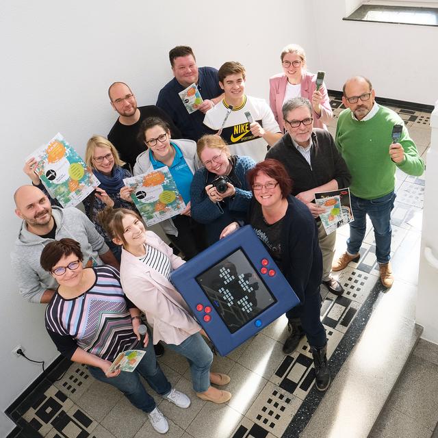 Live-Musik, Karaoke, Figurentheater, Spiele-Casino, Fotobox, Schauspiel und und und ... Kinder und Jugendliche können sich auf ein umfangreiches Programm freuen.