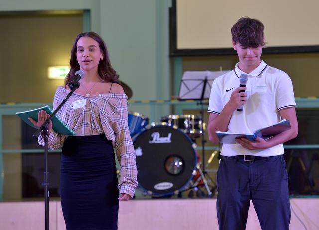 Das Talentscoutig-Programm gestalteten Schüler der Partnerschulen. Auch mit dabei: Poetry Slammer der Gustav-Heinemann-Schule.