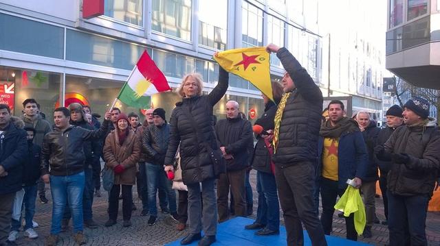 Protest gegen den türkischen Einmarsch im nordysrischen Efrîn 2018 in Gelsenkirchen