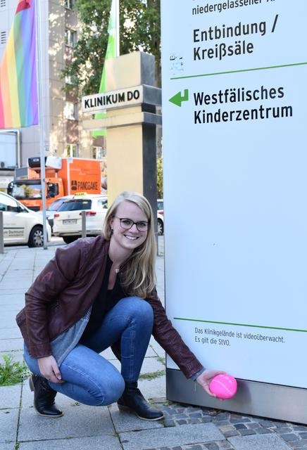 Pinkfarbene Steine wurden in Dortmund verteilt.