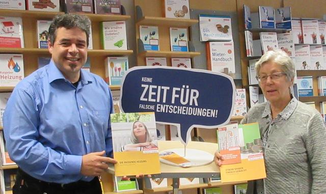 Energieberater Akke Wilmes und Ursula Möllmann, Beratungsstellenleitung