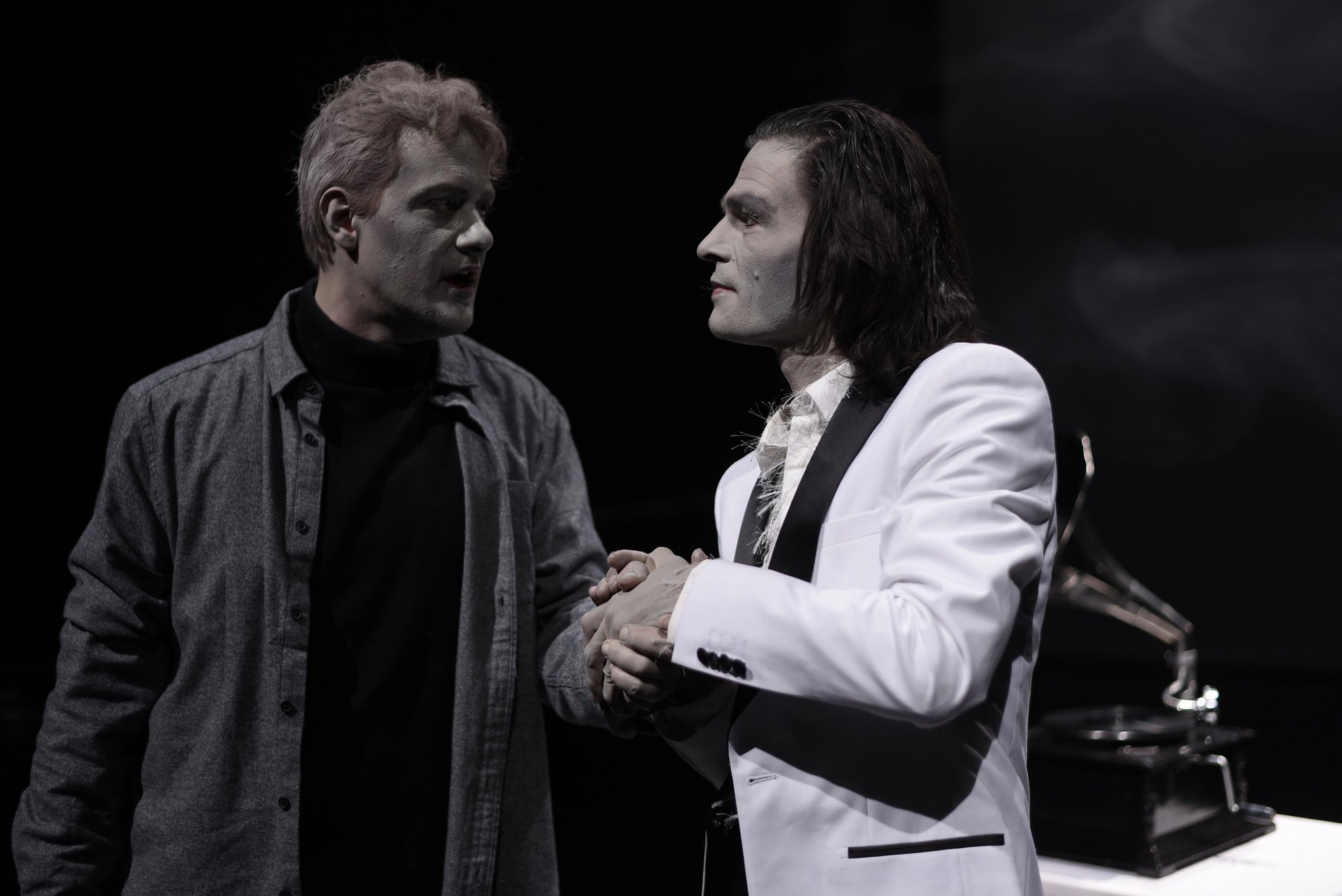 Prinz Regent Theater Zeigt Goethes Faust Ein Klassiker Fur Unsere Zeit Bochum