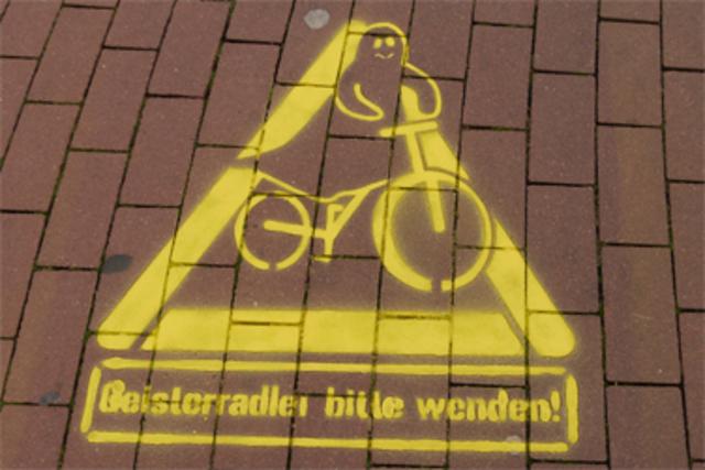 Witzige Graffitis wurden angebracht.