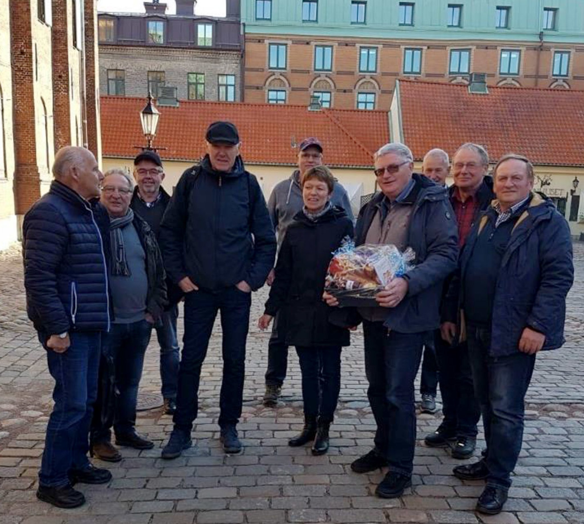 Raiffeisen für Völkerverständigung RaiffeisenLuftballon fliegt bis nach Schweden Dorsten Raiffeisen für Völkerverständigung RaiffeisenLuftballon fliegt bis nach Schweden Dorsten