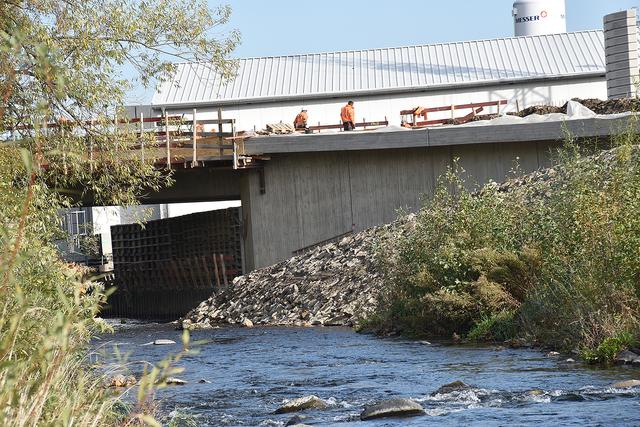 Diese letzte Brücke über die Ennepe wird nicht rechtzeitig fertig.