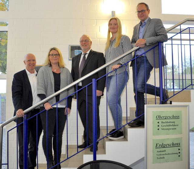 Die Stadtwerke freuen sich über ihre Verstärkung. (Christoph Gerwers, Mareike Terlinden, Wolfgang Punessen, Luise Stange, Andreas Mai)