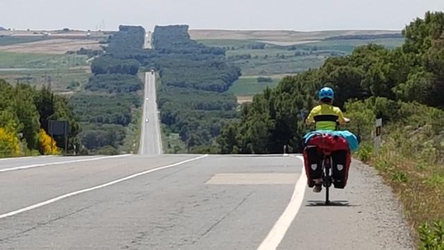 Zwei ADFC-Wesel-Tourenguides erfüllten sich im Sommer 2018 einen Traum: Mit dem Fahrrad während ihrer vier-monatigen Reise fuhren sie 5679 Kilometer nach Gibraltar und zurück.