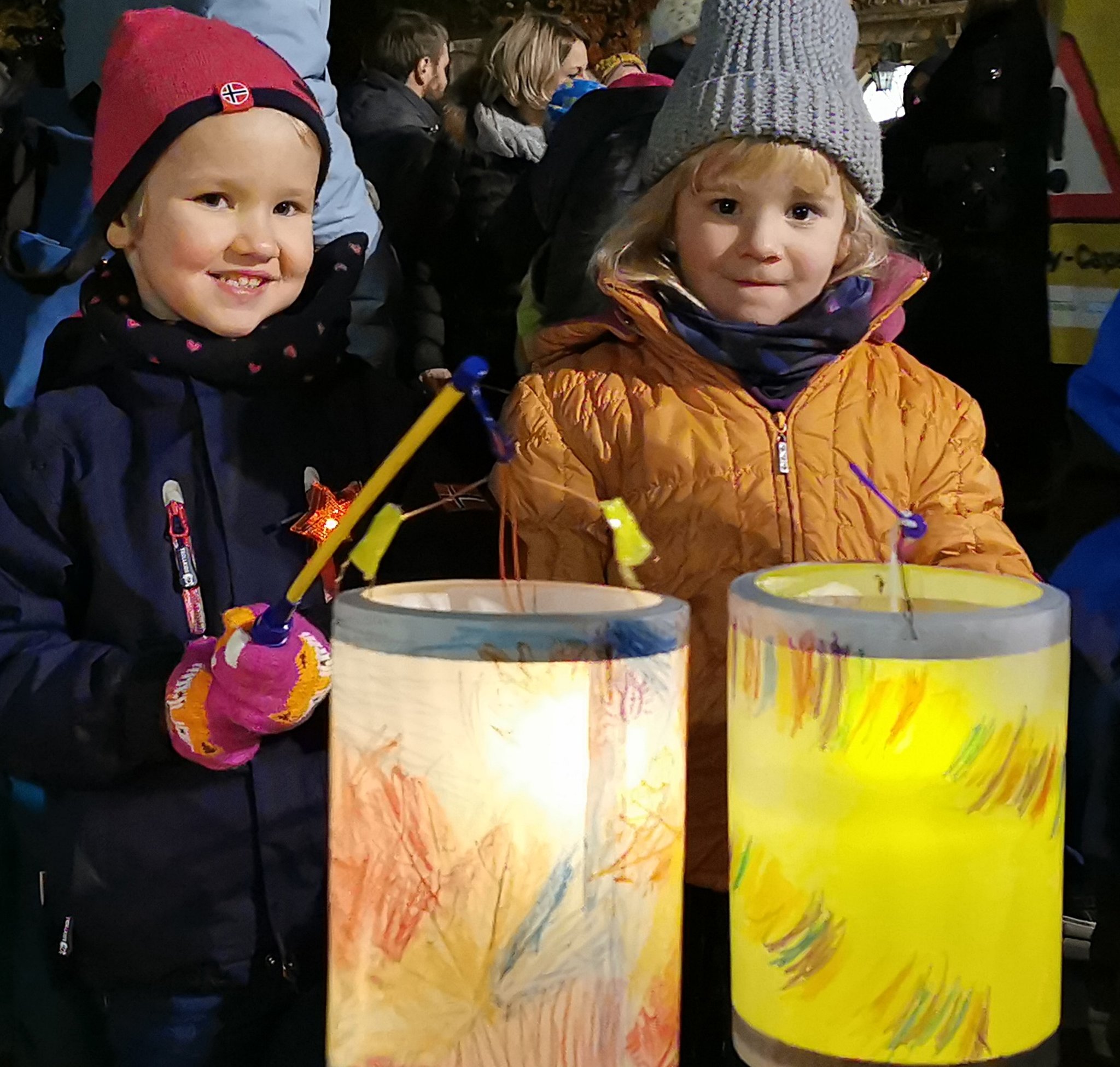 Martinsumzug in Holzwickede: Laternenlicht strahlte in der Gemeinde - Holzwickede - Lokalkompass.de