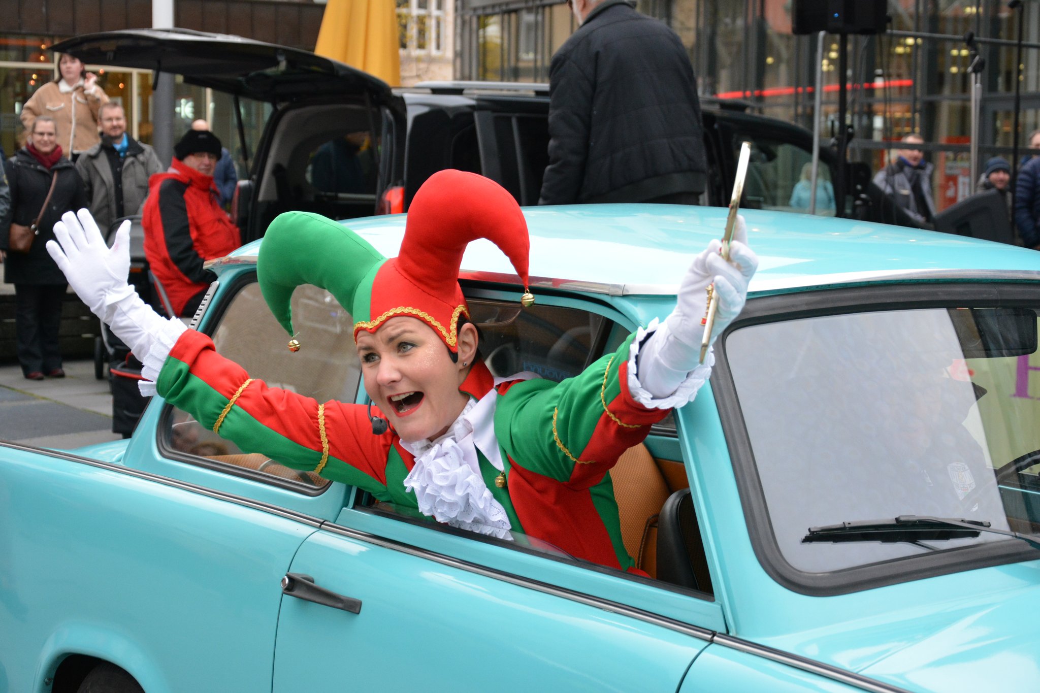 Karnevalsauftakt in Hilden nach Maß: 11.11. um 11.11 Uhr: Hoppedine ist erwacht - Hilden - Lokalkompass.de