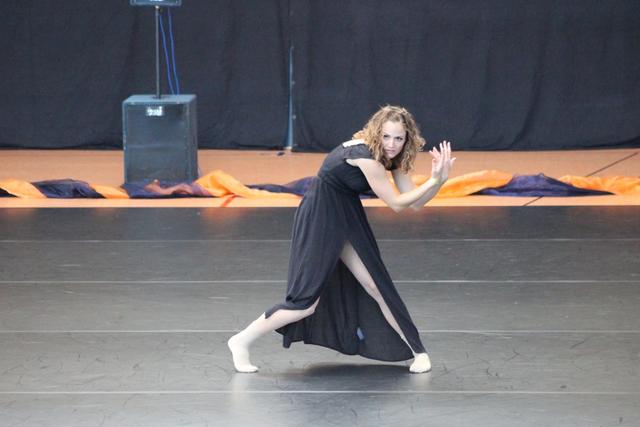Am Samstag machten die Solo Tänzerinnen den Anfang. Mit am Start in dieser Kategorie waren vom TSZ Royal Wulfen, Julia Tenhagen (Foto) und Melissa Borutta.