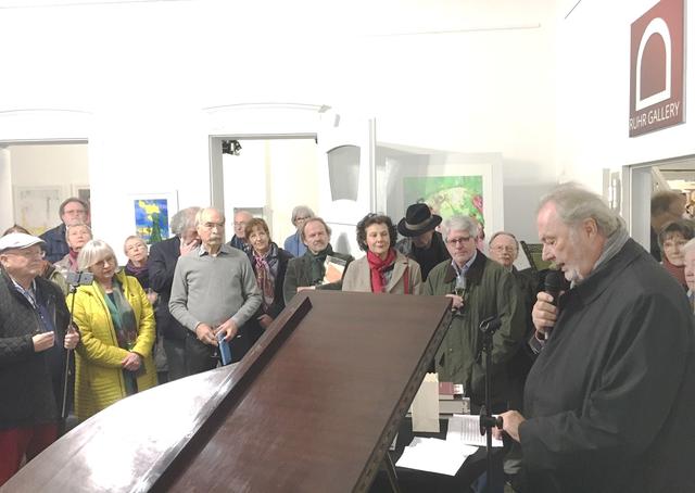 Dr. Fritz Behrens, Präsident der Kulturstiftung NRW bei der Einführung in die Ausstellung REINHARD FINGERHUT