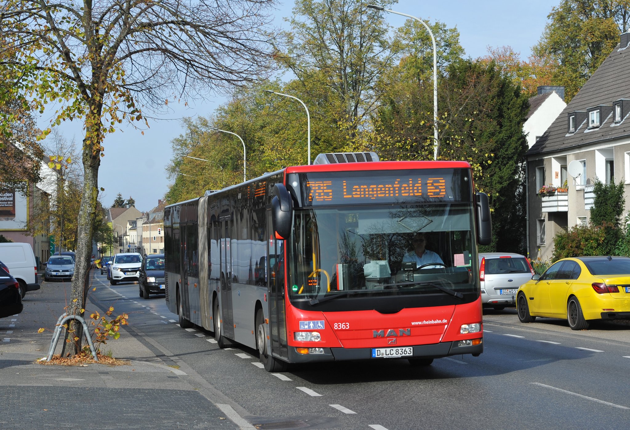 Teilweise Sperrung der Kreuzung Kirchhofstraße/Talstraße: Hilden: Sechs Buslinien fahren Umleitungen - Hilden - Lokalkompass.de