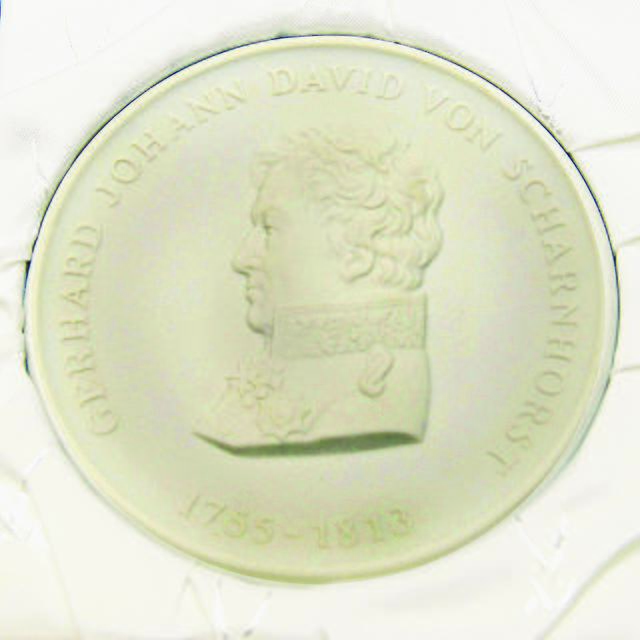 Die Scharnhorst-Medaille aus Meissner Porzellan.