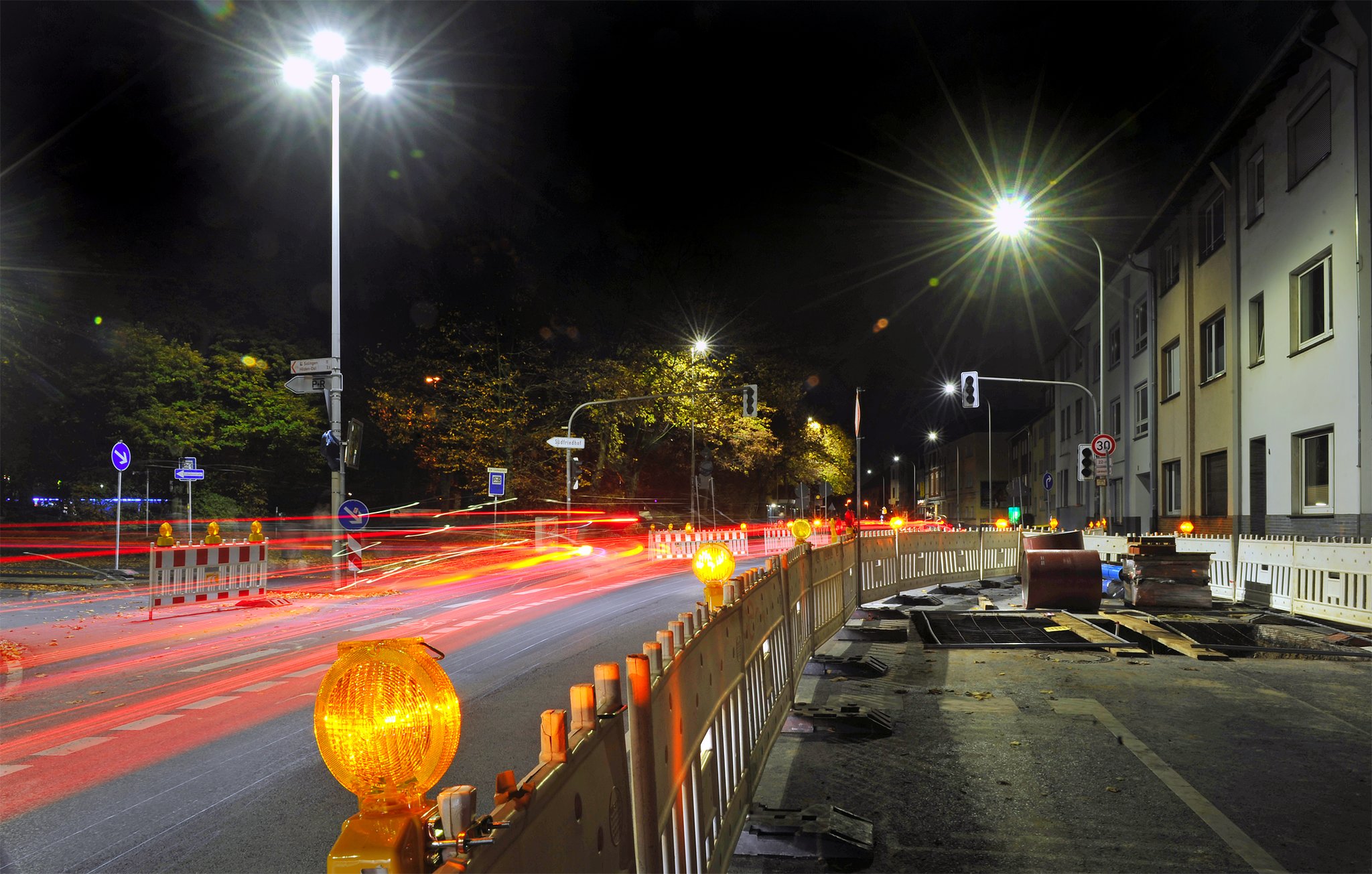 Auch Fußgänger und die Radfahrerbetroffen: Baustelle an Hildener Talstraße - Lokalkompass.de