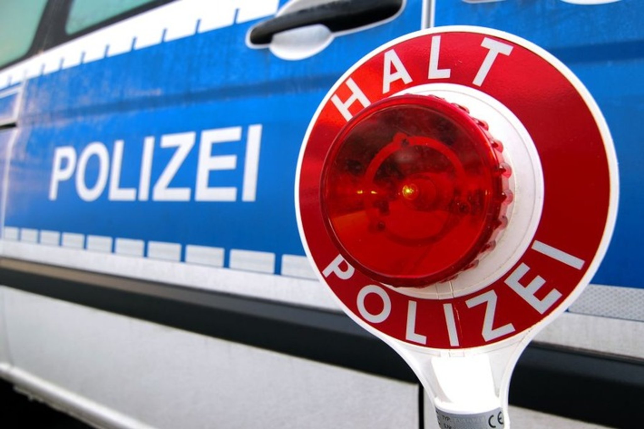 Falschfahrer mit 1,58 Promille auf der A 52 unterwegs - Lokalkompass.de