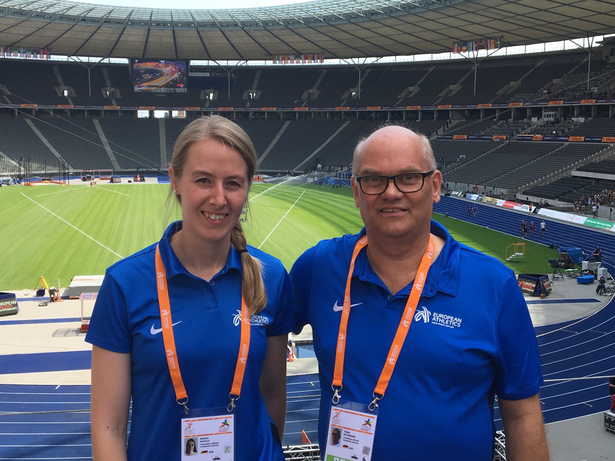 Kampfrichter sind auch in der Leichtathletik unverzichtbar: Sandra Schulz besteht NTO Prüfung im Oktober - Lokalkompass.de