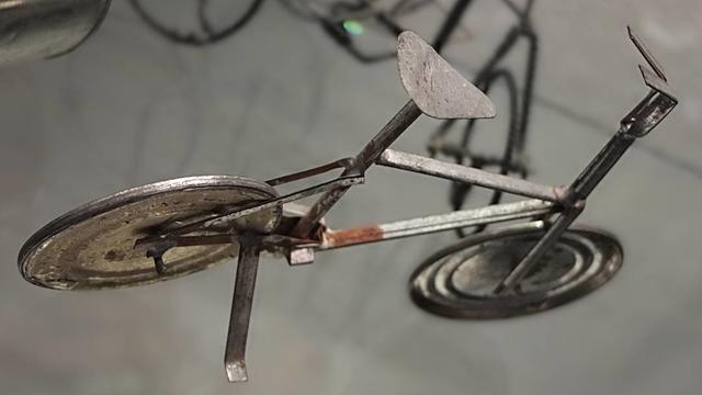 Fahrrad aus Senegal
Fotografie von der Story: "Kreativität Ideen Kunst Fotografie Nachricht.
Bilder: kreativ Kunst Foto Impressionen von Ausstellung Eröffnung Weltspielzeug, Parktheater Iserlohn, Deutschland."