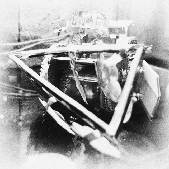 Traktor mit Pflug aus Afrika 2
SW Fotografie von der Story: "Kreativität Ideen Kunst Fotografie Nachricht.
Bilder: kreativ Kunst Foto Impressionen von Ausstellung Eröffnung Weltspielzeug, Parktheater Iserlohn, Deutschland."