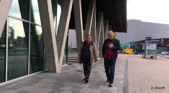 Im Gleichschritt... zum Erfolg?  ;-)))