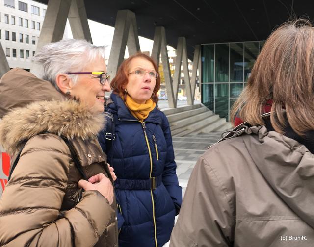 Ob Sarina schaut, ob am Tower Bilder von Bürgerreporter zu sehen sind?!? Kann sein...