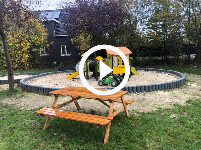 Das Foto zeigt den Spielplatz für Kinder unter drei Jahren am Kreskenhof in Holsterhausen.