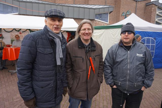 Die WFB Werkstätten sorgen zusammen mit Elektro-Jung für den nötigen Strom an allen Stämnden.