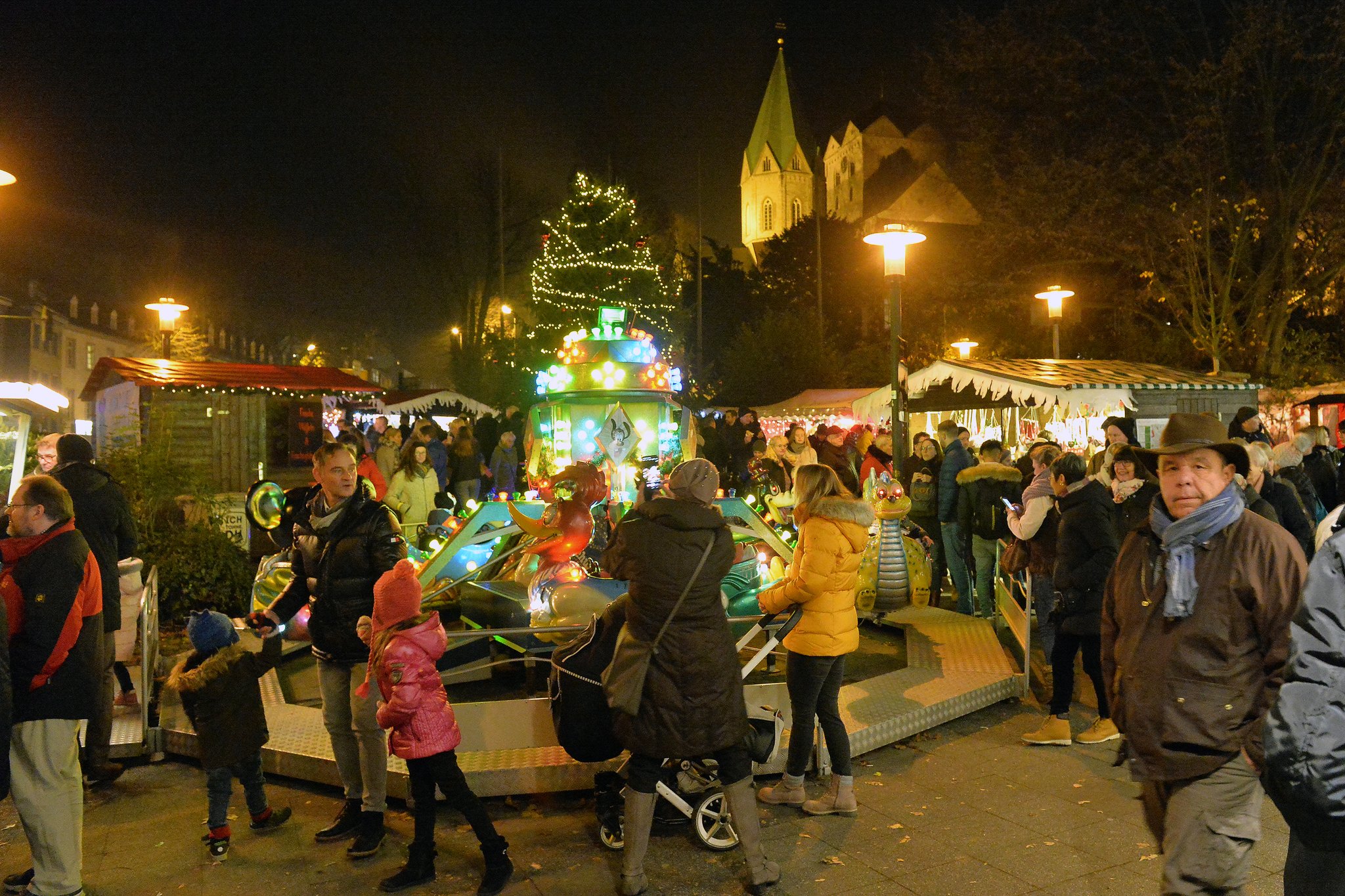 Tolle Stimmung beim "40. Werdener Weihnachtsmarkt" am ersten