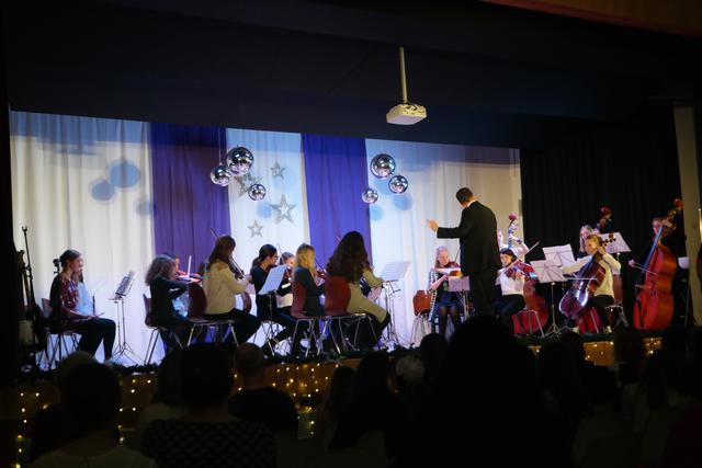 Das Schulorchester des Mädchengymnasiums Borbeck