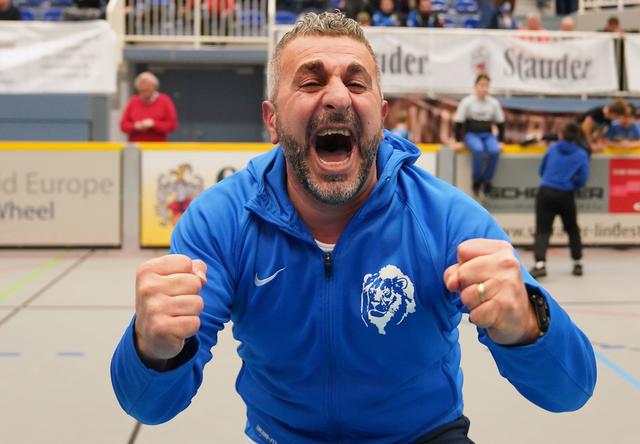 Hat Issam Said mit dem VfB Frohnhausen auch bei der diesjährigen Auflage der Hallenstadtmeisterschaft Grund zum Jubeln?