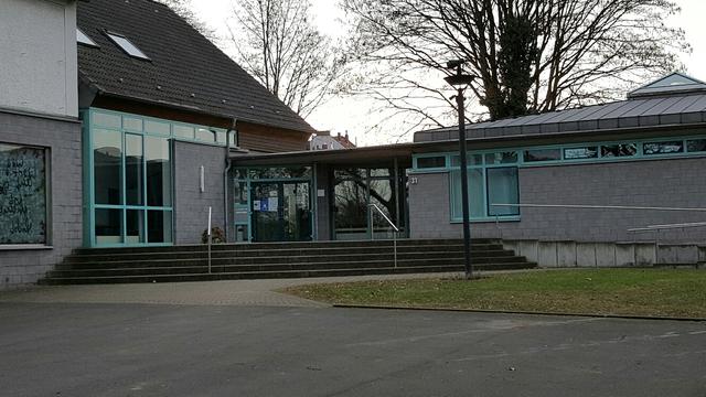 Der barrierefreie Eingang zum Jakobus Gemeindehaus Wambel