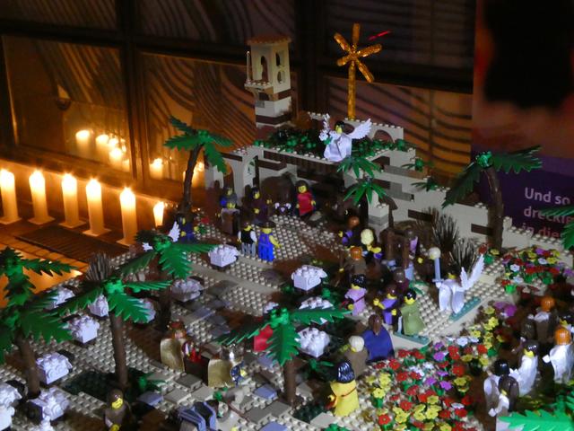 Ein Höhepunkt der Ausstellung war der Abend "Lego by night". | Foto: Dieter Rohrbeck