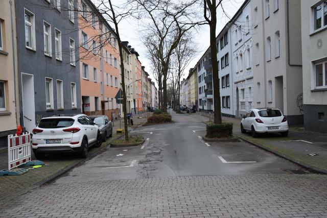 Alle Straßen im Klinkviertel sind evakuiert. 