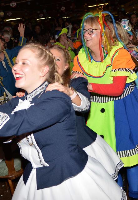 Praester Karneval Beim Jahrmarkt in Praest geht's rund, voller Magie