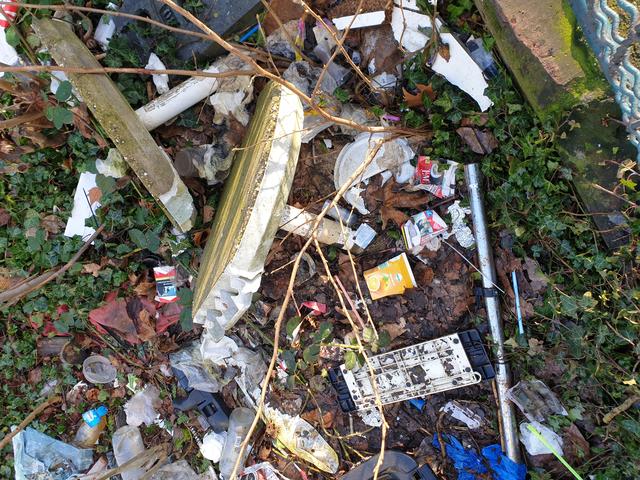 Rattenhochburg.
Aber eingezäunt.