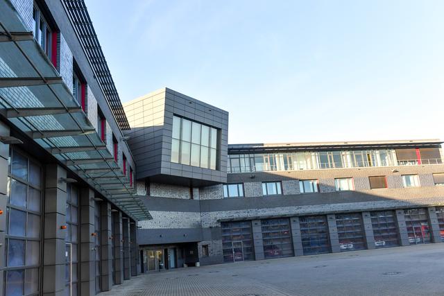 Wenn man einmal das Gelände der Feuerwache an der Alten Dreherei umrundet hat, sind 625 Meter per pedes zurückgelegt. Foto: PR-Foto Köhring/AK