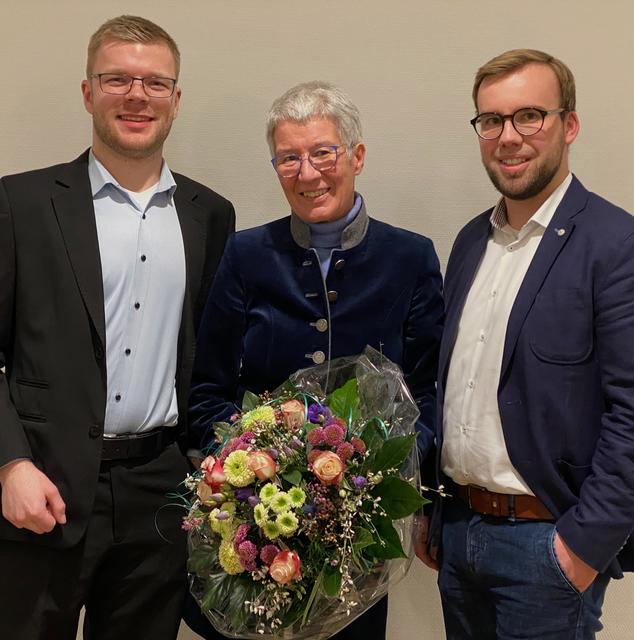 Spitzenkandidat Daniel Wagner, die bisherige Vorsitzende Renate Niemand und der neue Vorsitzende Fabian Schrieck (v.l.).