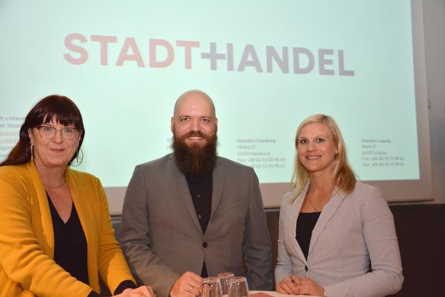 Ute Marks, Jens Nußbaum und Lena Börsting (v.l.) vom Büro "Stadt und Handel".