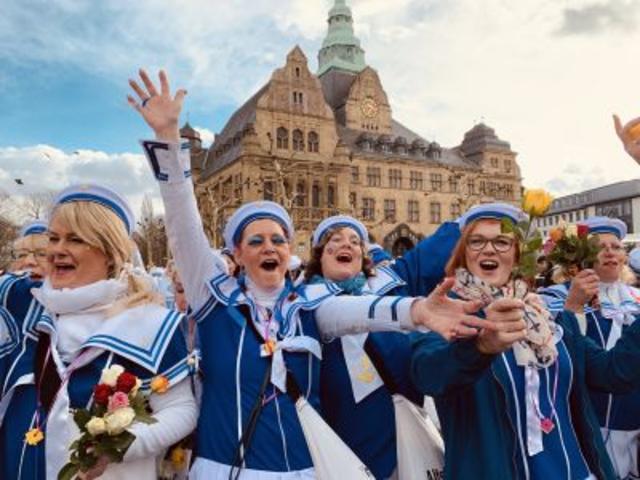Recklinghausen freut sich schon auf einen fröhlichen Rosenmontagsumzug um den Wallring. Foto: Stadt RE