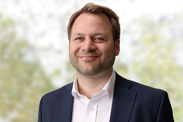 Rechtsexperte Prof. Dr. Simon A. Fischer klärt arbeitsrechtliche Fragen zum Corona-Virus.