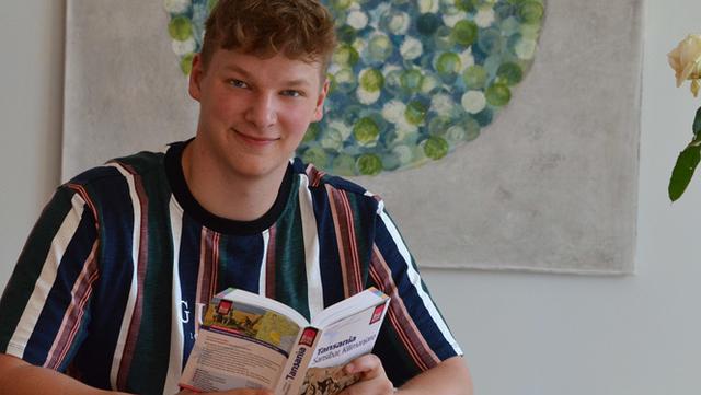 Schon lange hegte der Halterner Lennart Dammer den Wunsch, nach dem Abitur eine neue Kultur, ein neues Land und eine neue Sprache kennenzulernen. Jetzt muss er vorzeitig Tansania, genauer das Hilfsprojekt in Iringa, verlassen. Foto: Bischöfliche Pressestelle/Michaela Kiepe