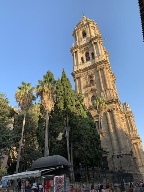 Malagas Kathedrale, die Santa Iglesia Catedral Basílica de la Encarnación, wurde nach 254 Jahren Bauzeit erst im Jahr 1782 fertiggestellt.